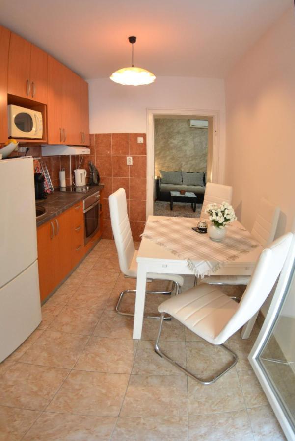 White Night City Center Apartman Belgrad Zewnętrze zdjęcie