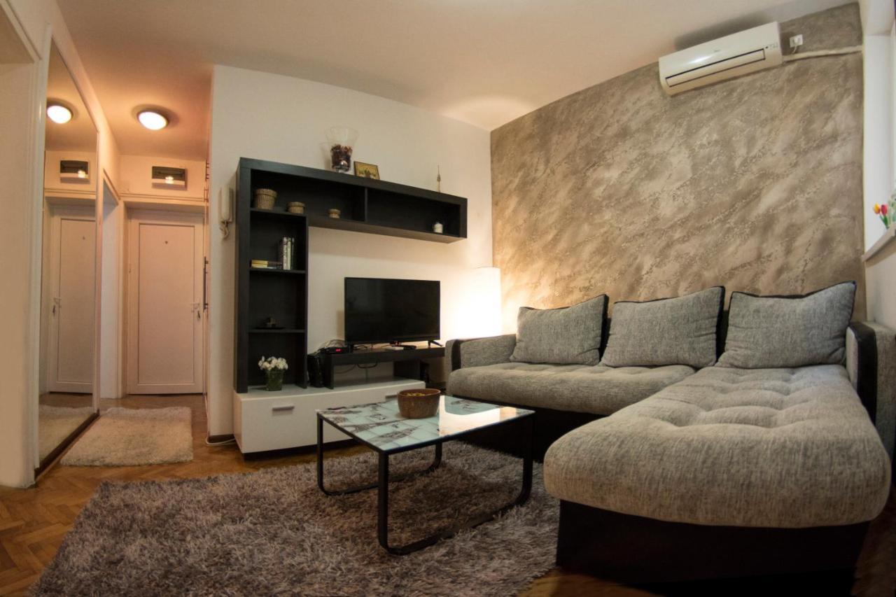 White Night City Center Apartman Belgrad Zewnętrze zdjęcie