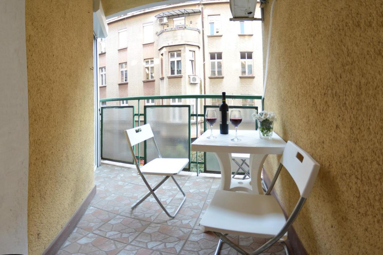 White Night City Center Apartman Belgrad Zewnętrze zdjęcie